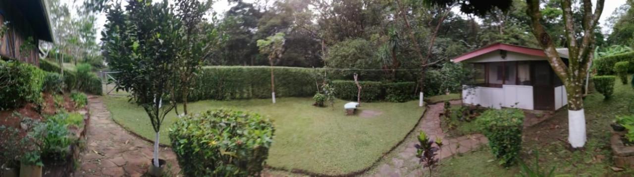 Pochote Lodge Guayabo  Exterior foto